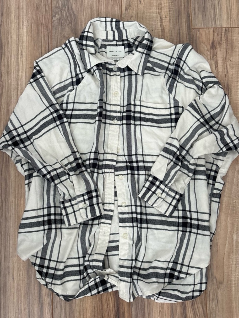 American Eagle Black and White Flannel